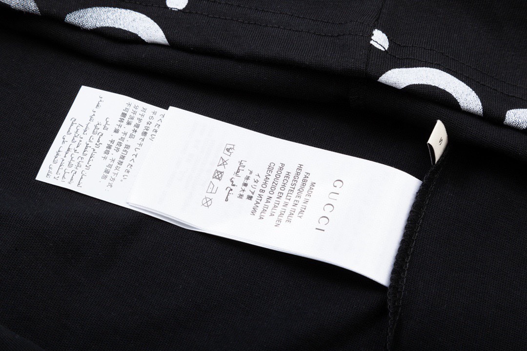 古驰/Gucci 夏季新款 双G字母满印圆领短袖T恤 黑色/杏色-Chinese UA Cheap High Quatity Brand Clothes Bags handbags Sneakers wholesale wholesaler seller from China Factory suppliers Fashion Clothing Shoes best Quality Beautiful Price 古驰/Gucci 夏季新款 双G字母满印圆领短袖T恤 黑色/杏色