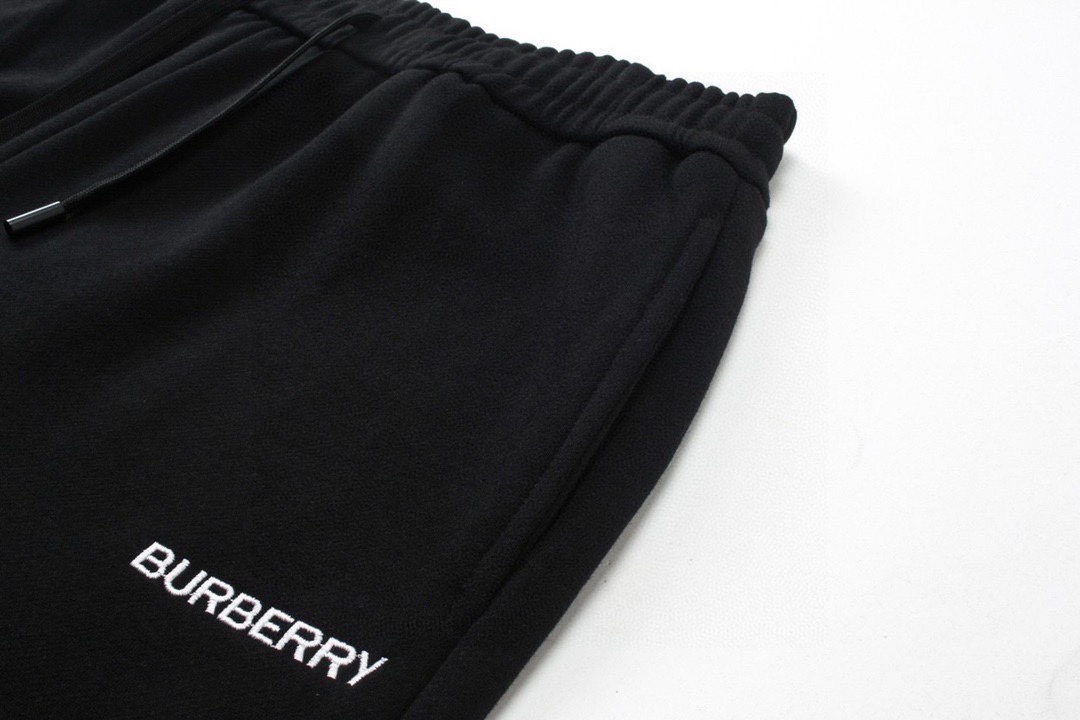 巴宝莉/Burberry 夏季新款 经典字母刺绣休闲短裤