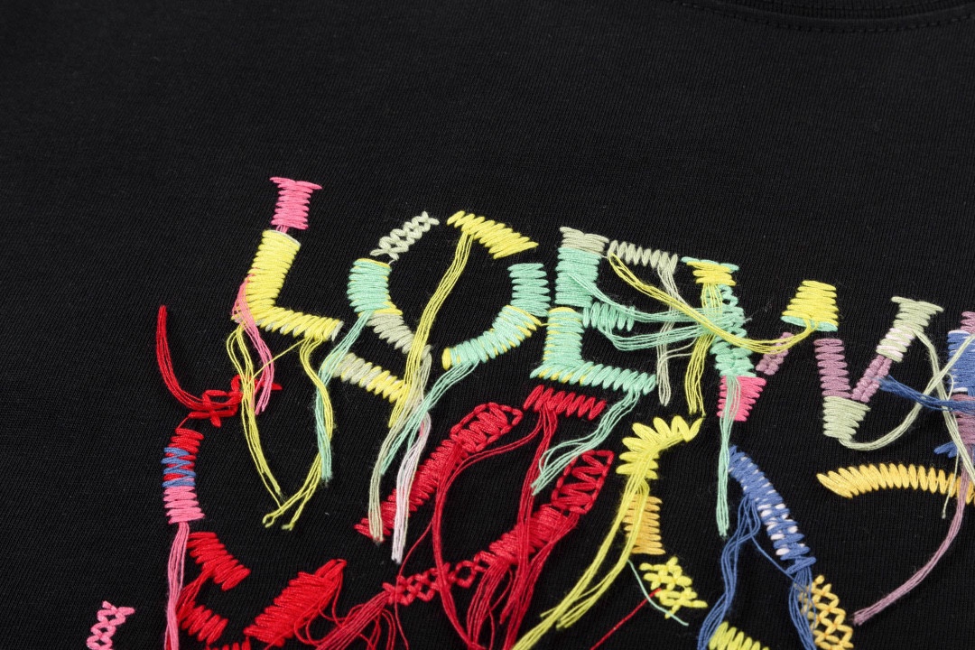 罗意威/Loewe 夏季新款七彩流苏字母刺绣圆领短袖T恤