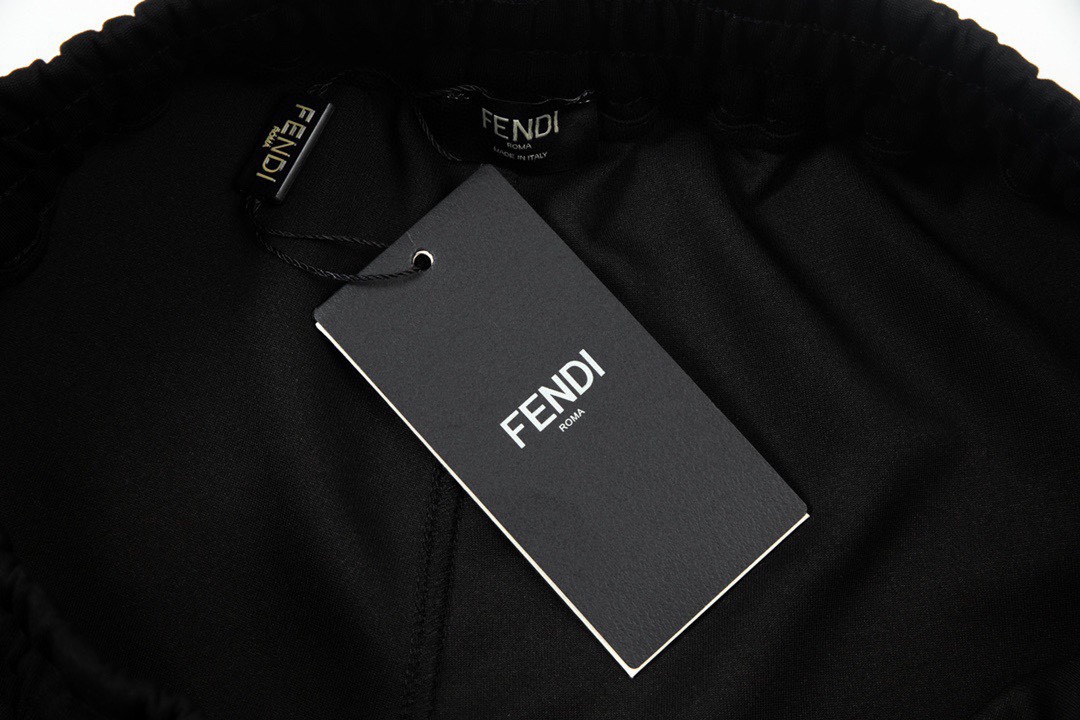 芬迪/Fendi 夏季新款 双F印花斜纹拼接休闲短裤