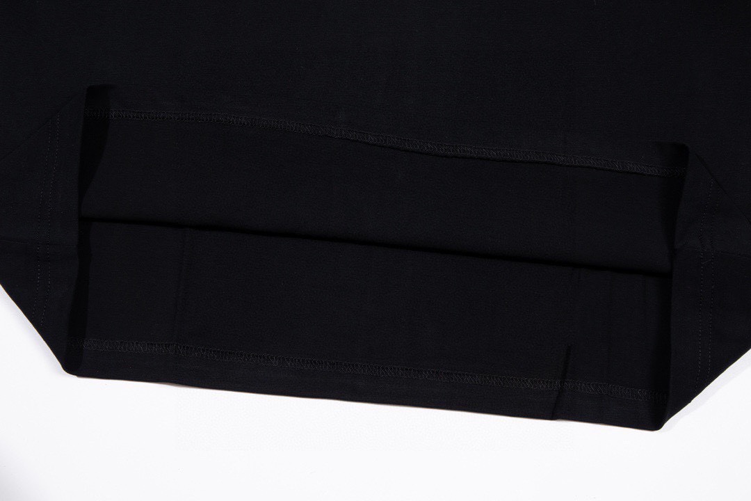 普拉达/Prada 夏季新款 经典三角字母圆领短袖T恤 黑色/白色