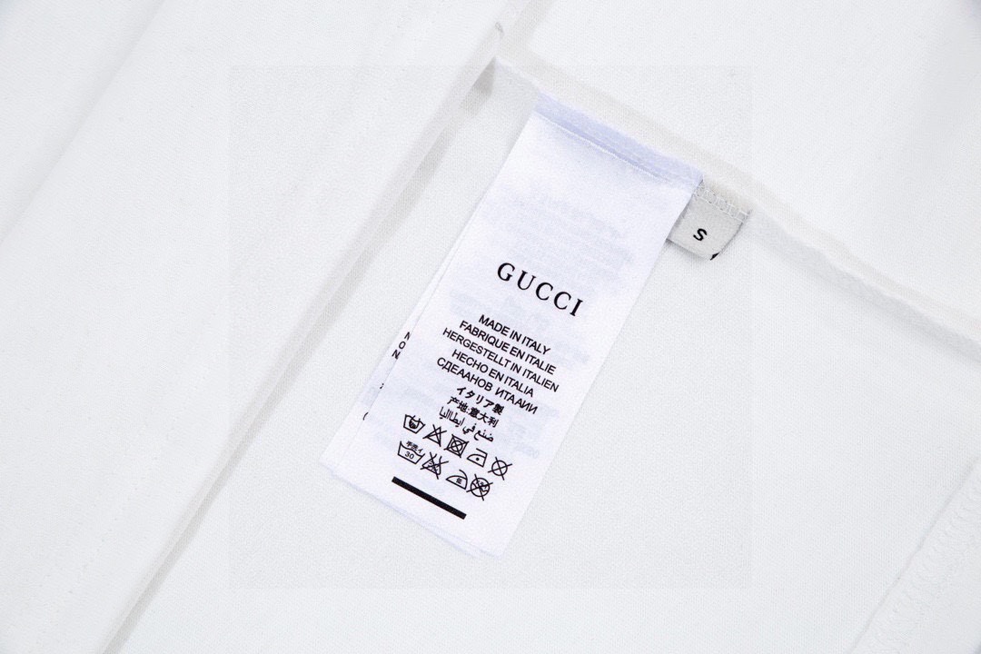 古驰/Gucci 夏季新款 三叶草联名徽标圆领短袖T恤 宝蓝色/白色-Chinese UA Cheap High Quatity Brand Clothes Bags handbags Sneakers wholesale wholesaler seller from China Factory suppliers Fashion Clothing Shoes best Quality Beautiful Price 古驰/Gucci 夏季新款 三叶草联名徽标圆领短袖T恤 宝蓝色/白色