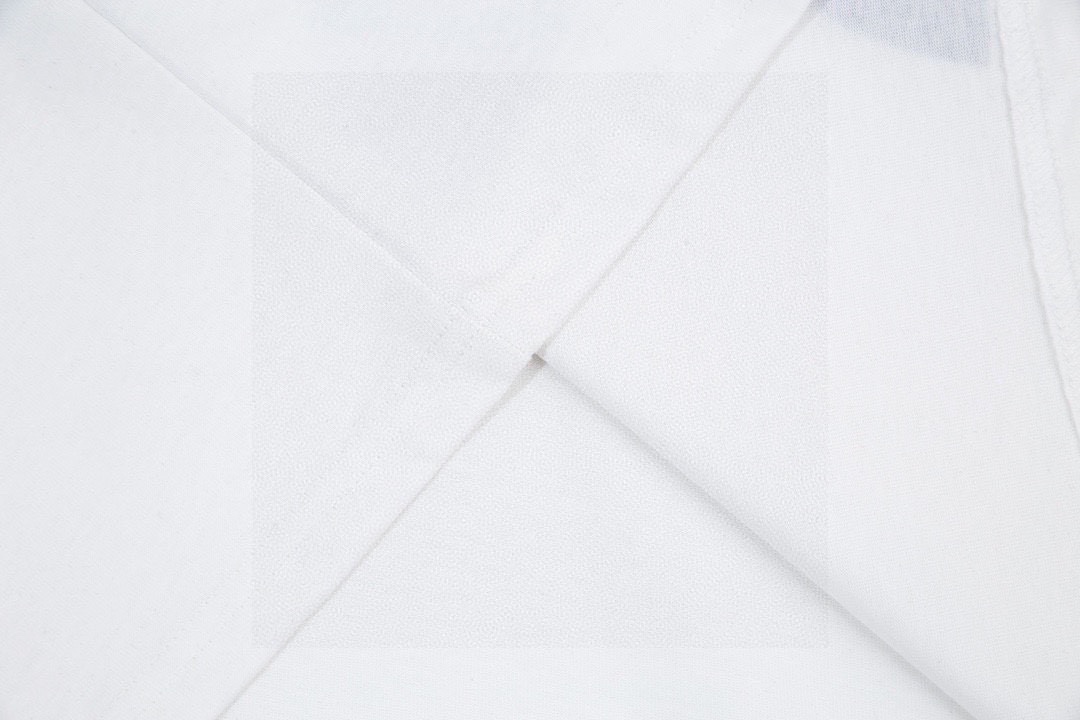 古驰/Gucci 夏季新款 三叶草联名徽标圆领短袖T恤 宝蓝色/白色-Chinese UA Cheap High Quatity Brand Clothes Bags handbags Sneakers wholesale wholesaler seller from China Factory suppliers Fashion Clothing Shoes best Quality Beautiful Price 古驰/Gucci 夏季新款 三叶草联名徽标圆领短袖T恤 宝蓝色/白色