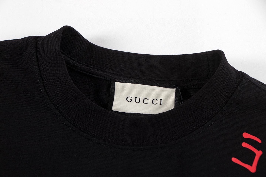 古驰/Gucci 夏季新款 简约字母流苏刺绣圆领短袖T恤 黑色