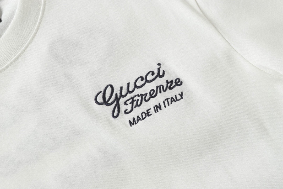 古驰/Gucci 夏季新款 前后字母字母刺绣圆领短袖T恤 白色