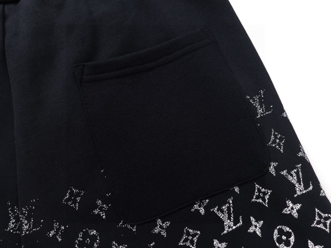 路易威登/Louis Vuitton 夏季新款 经典老花渐变印花休闲短裤白色/黑色