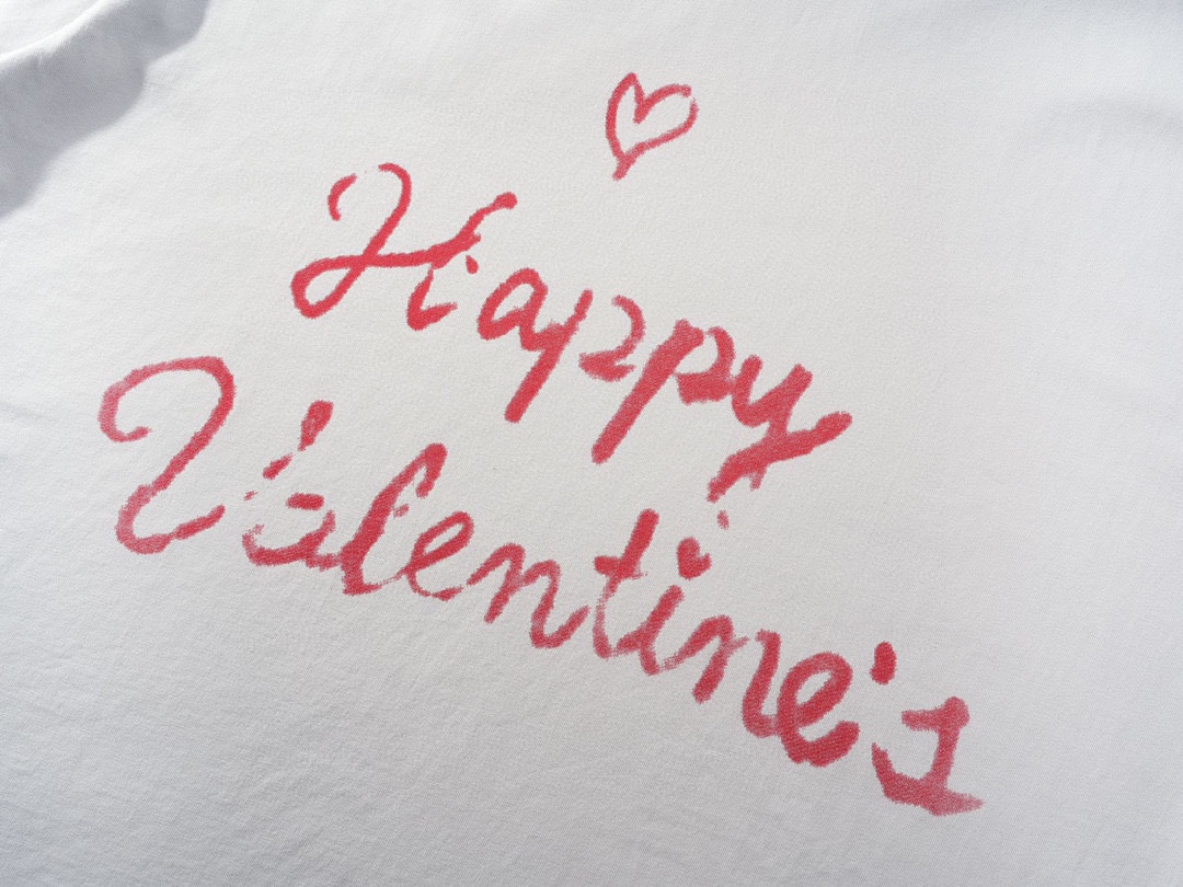 巴黎世家/Balenciaga 夏季新款 情人节限定直喷印花水洗做旧磨破圆领短袖T恤