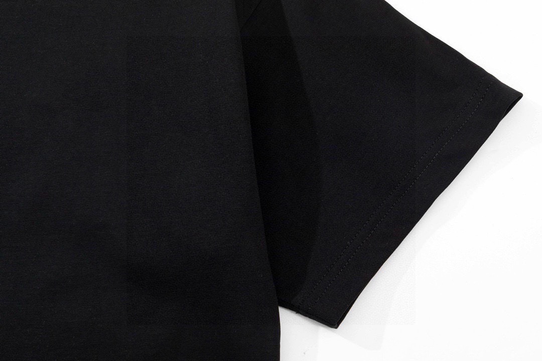 普拉达/Prada 夏季新款 经典红色胶条圆领短袖T恤 黑色/白色