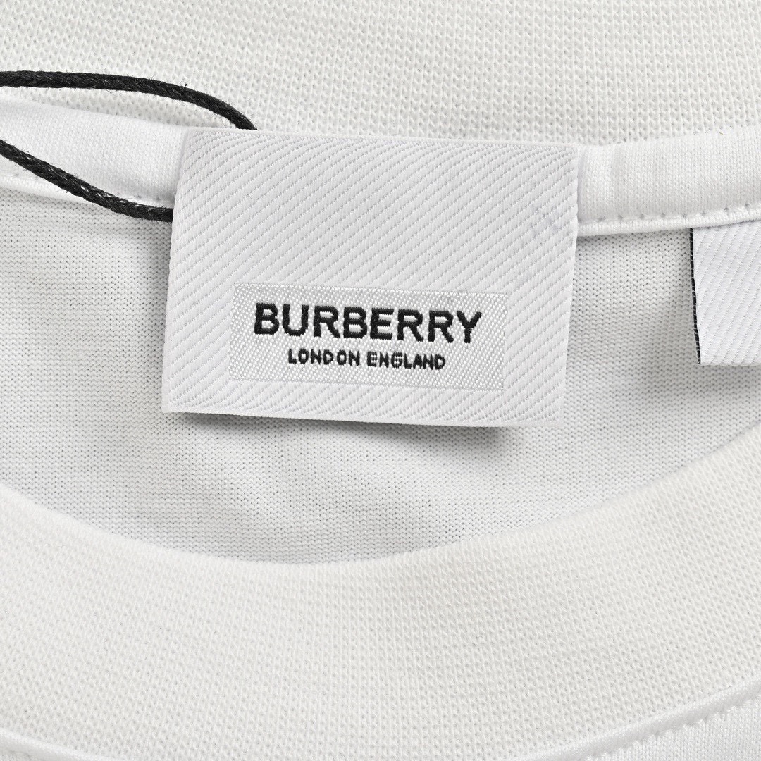 巴宝莉/Burberry 夏季新款 经典小TB刺绣圆领短袖T恤 黑色/白色-Chinese UA Cheap High Quatity Brand Clothes Bags handbags Sneakers wholesale wholesaler seller from China Factory suppliers Fashion Clothing Shoes best Quality Beautiful Price 巴宝莉/Burberry 夏季新款 经典小TB刺绣圆领短袖T恤 黑色/白色