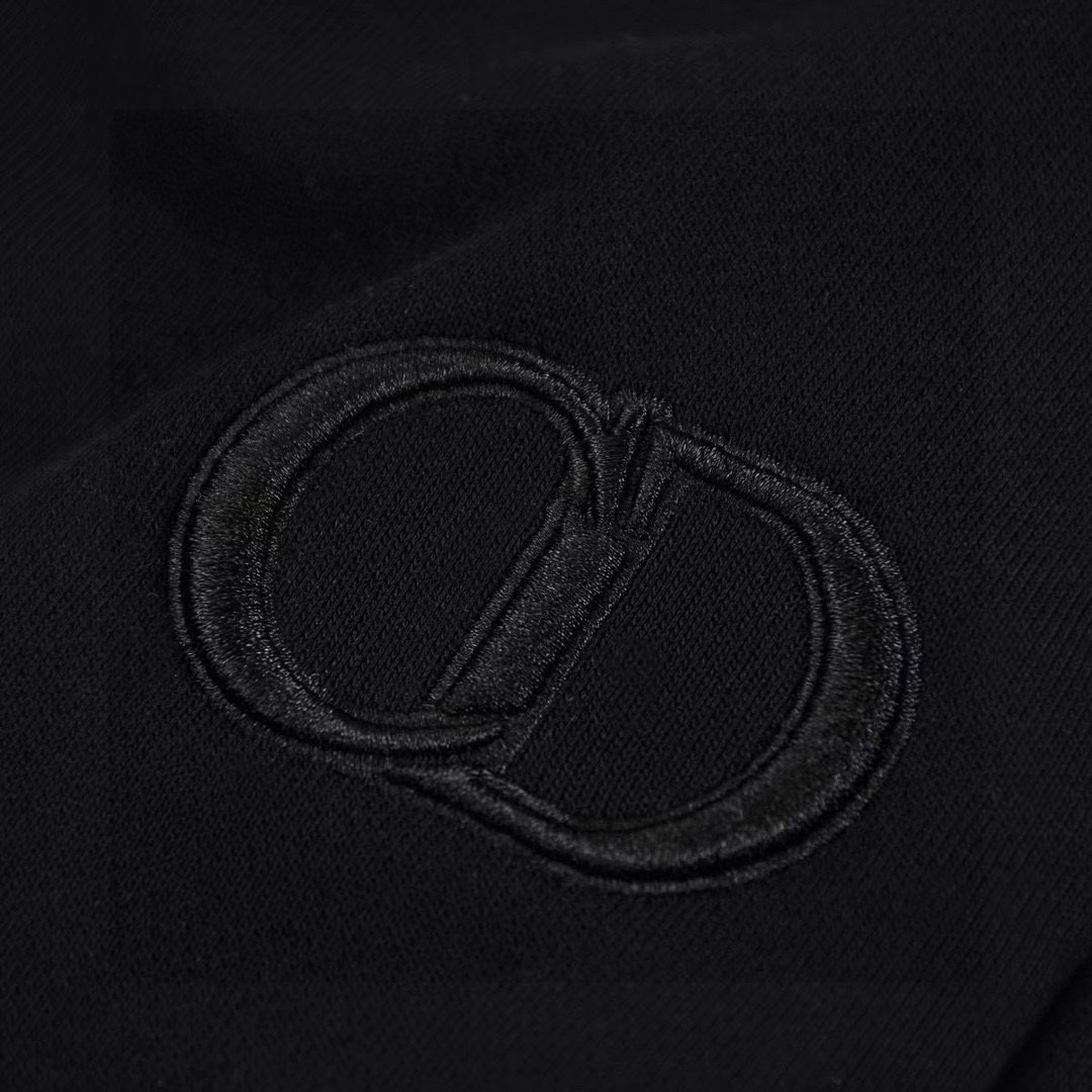 迪奥/Dior 夏季新款 经典CD刺绣休闲短裤 五分裤松紧腰部 黑色/白色-Chinese UA Cheap High Quatity Brand Clothes Bags handbags Sneakers wholesale wholesaler seller from China Factory suppliers Fashion Clothing Shoes best Quality Beautiful Price 迪奥/Dior 夏季新款 经典CD刺绣休闲短裤 五分裤松紧腰部 黑色/白色