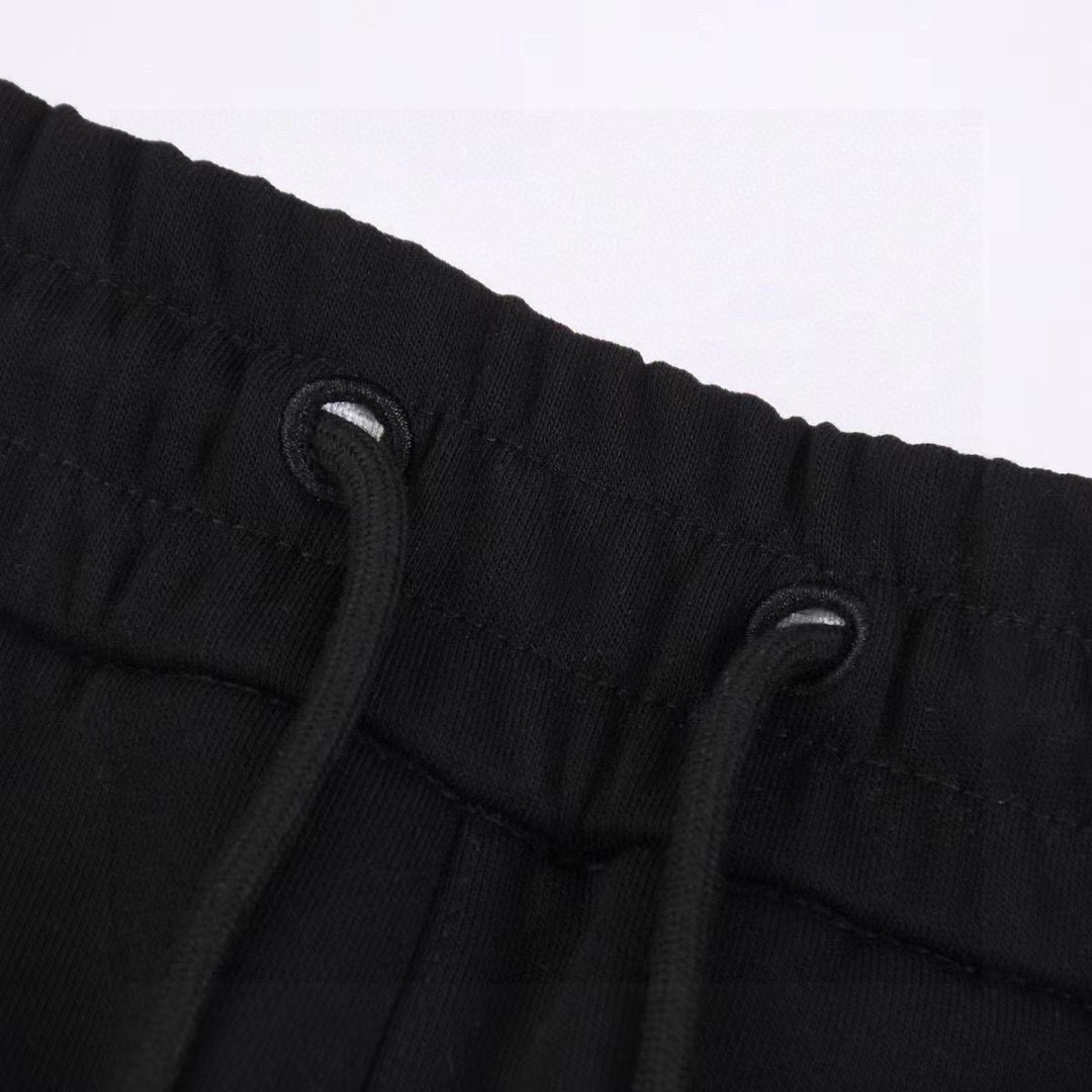 迪奥/Dior 夏季新款 经典CD刺绣休闲短裤 五分裤松紧腰部 黑色/白色-Chinese UA Cheap High Quatity Brand Clothes Bags handbags Sneakers wholesale wholesaler seller from China Factory suppliers Fashion Clothing Shoes best Quality Beautiful Price 迪奥/Dior 夏季新款 经典CD刺绣休闲短裤 五分裤松紧腰部 黑色/白色