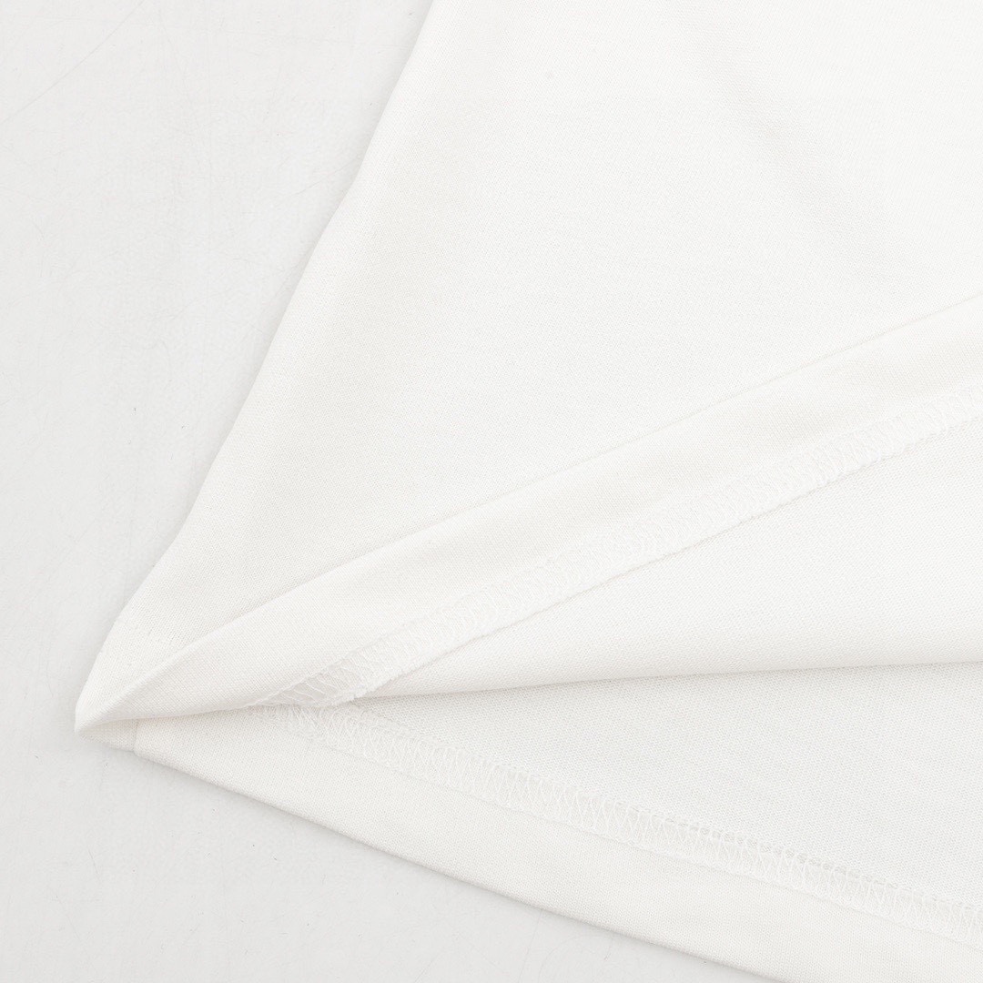 古驰/Gucci 夏季新款 红蓝双G字母印花圆领短袖T恤 白色-Chinese UA Cheap High Quatity Brand Clothes Bags handbags Sneakers wholesale wholesaler seller from China Factory suppliers Fashion Clothing Shoes best Quality Beautiful Price 古驰/Gucci 夏季新款 红蓝双G字母印花圆领短袖T恤 白色