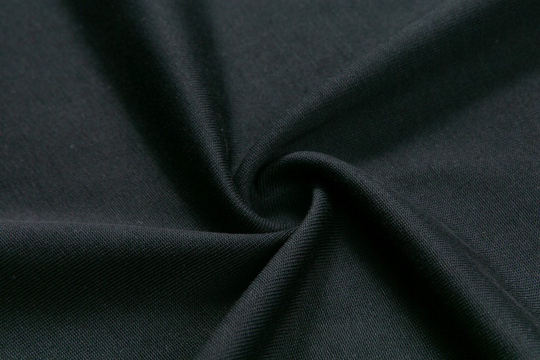 罗意威/Loewe 夏季新款 胸前刺绣徽标圆领短袖T恤 黑色-Chinese UA Cheap High Quatity Brand Clothes Bags handbags Sneakers wholesale wholesaler seller from China Factory suppliers Fashion Clothing Shoes best Quality Beautiful Price 罗意威/Loewe 夏季新款 胸前刺绣徽标圆领短袖T恤 黑色