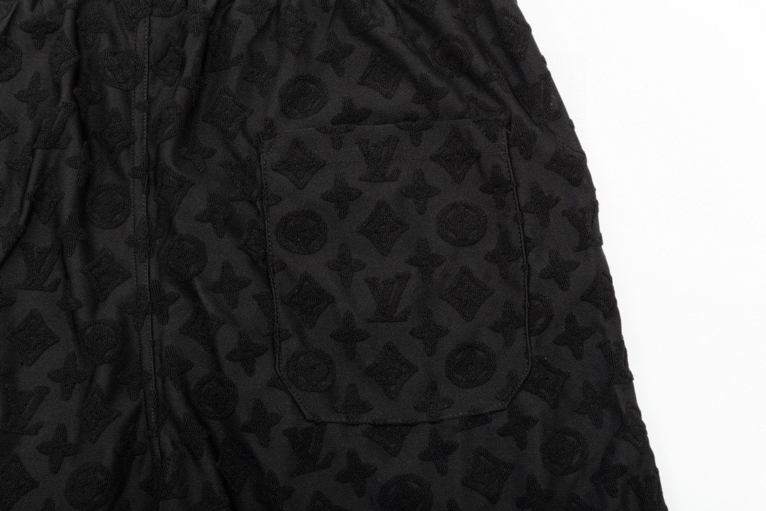路易威登/Louis Vuitton 夏季新款 老花提花休闲短裤 黑色/白色