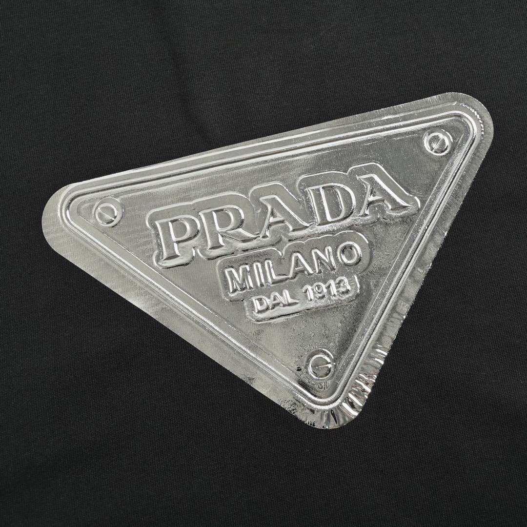 普拉达/Prada 夏季新款 镭射胶印圆领短袖T恤 黑色/白色