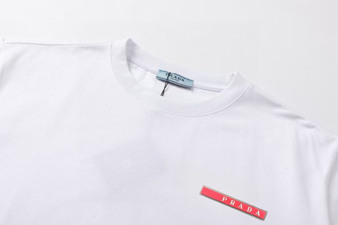 普拉达/Prada 夏季新款 经典红色胶条圆领短袖T恤