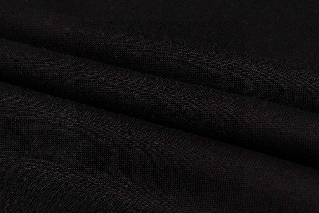 巴宝莉/Burberry 夏季新款 经典格纹袖子拼接圆领短袖T恤 黑色