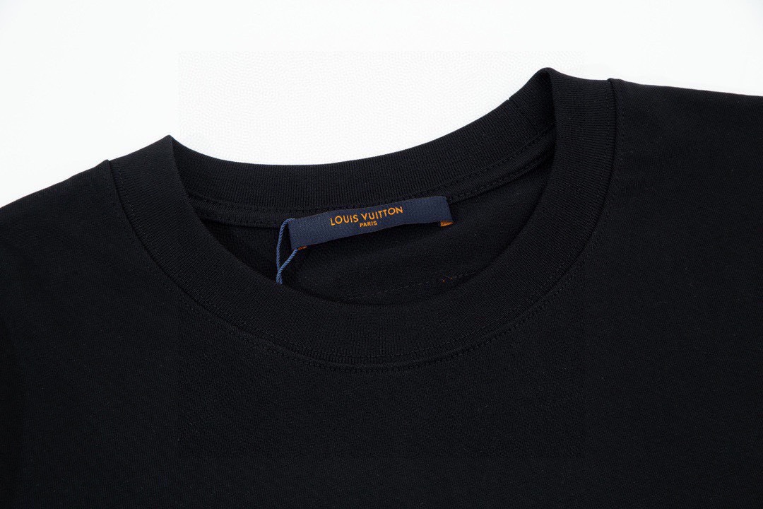 路易威登/Louis Vuitton 夏季新款 发泡字母印花圆领短袖T恤 白色/黑色