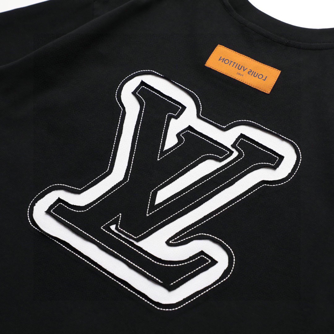 路易威登/Louis Vuitton 夏季新款 前后刺绣苞芯Logo圆领短袖T恤 白色/黑色