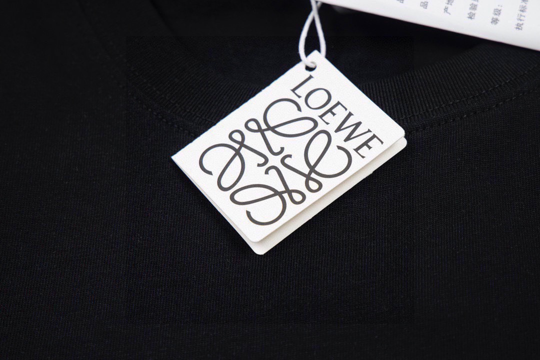 罗意威/Loewe 夏季新款 皮标口袋logo圆领短袖T恤 黑色/杏色