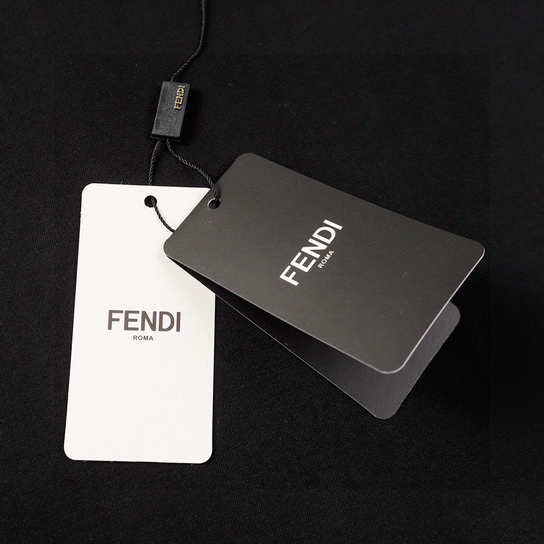 芬迪/Fendi 夏季新款 双F徽标贴布圆领短袖T恤 黑色