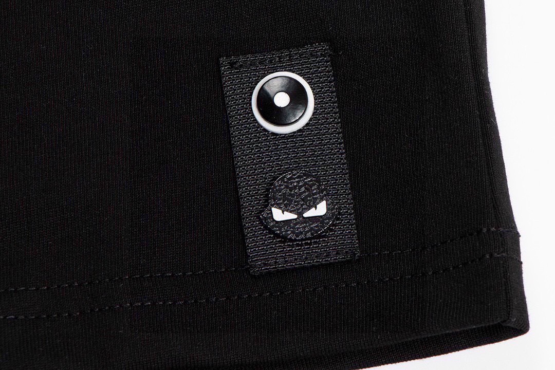 芬迪/Fendi 夏季新款 双F徽标贴布圆领短袖T恤 黑色