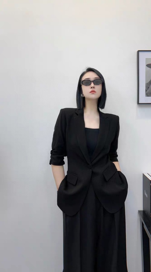 Elegant Women's Acetate-Linen Blend Blazer - Stylish 3/4 Sleeves 1 Elegant Women's Acetate-Linen Blend Blazer - Stylish 3/4 Sleeves