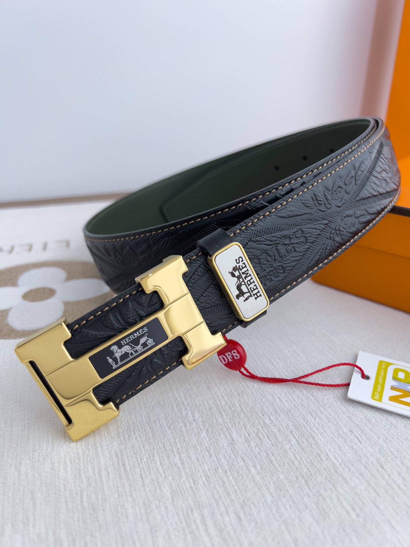 Hermes Belts Dark Green Lychee Pattern Gold Hardware Cowhide
