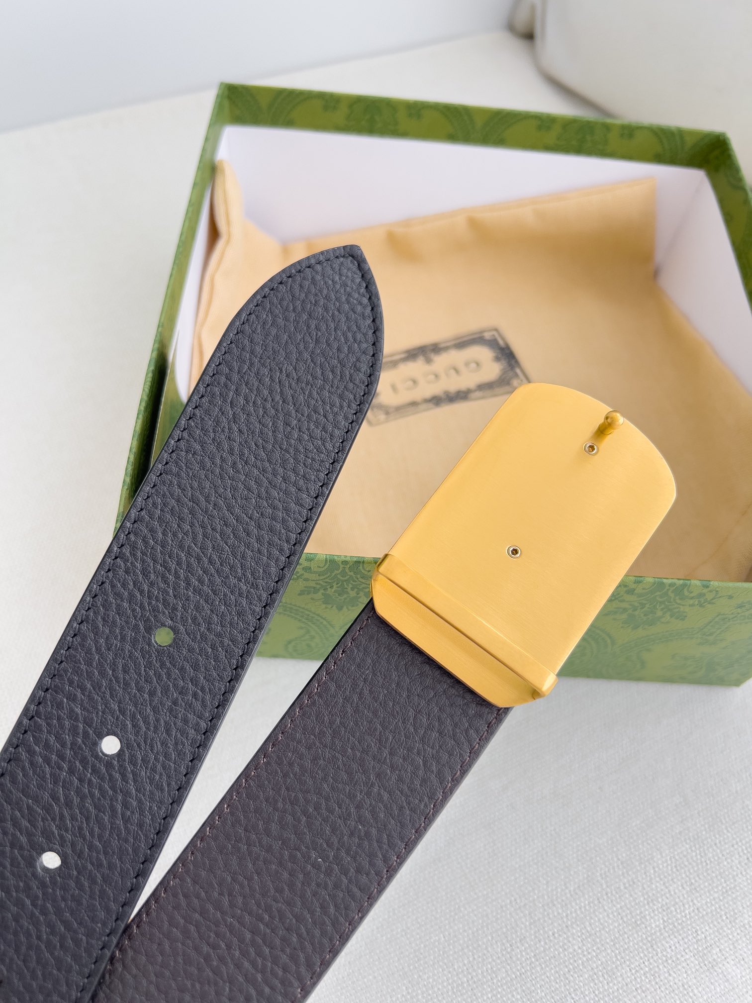 Gucci Leather Belt With Gold Buckle, Luxury Designer Belt For Men, Width 3.8cm 6 i1726134325 5557 1