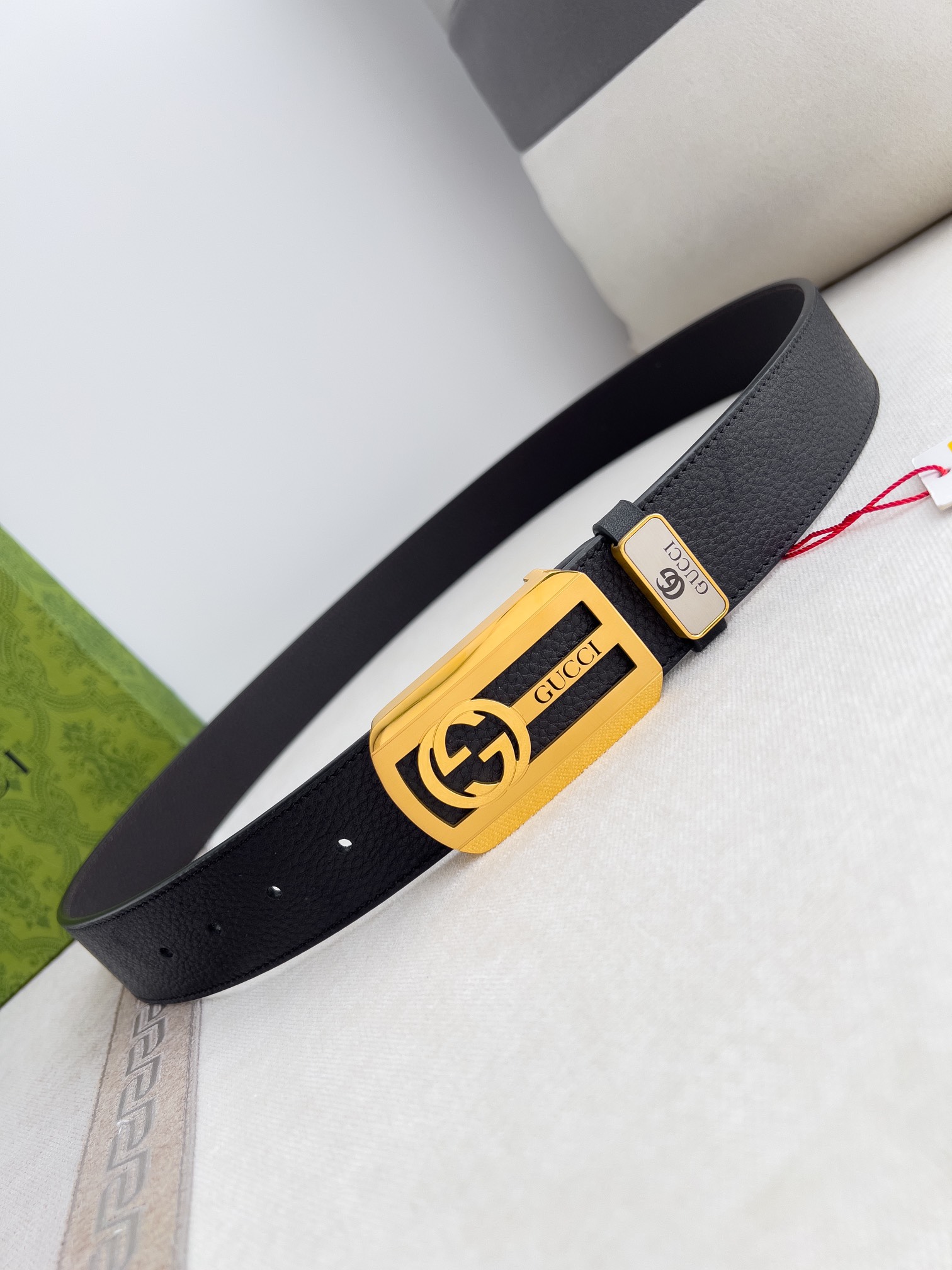 Gucci Leather Belt with Gold Buckle, Adjustable and Reversible, 3.8cm Width 6 i1726134383 850 8