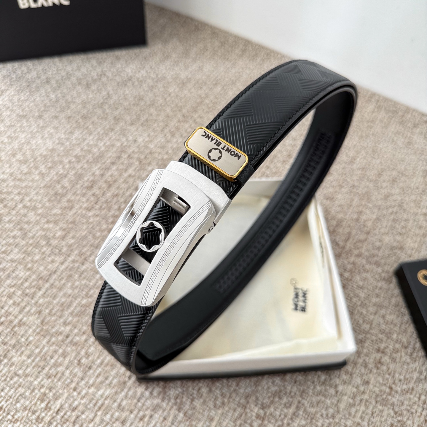 China Replica Montblanc Belt MBBT0404-4598