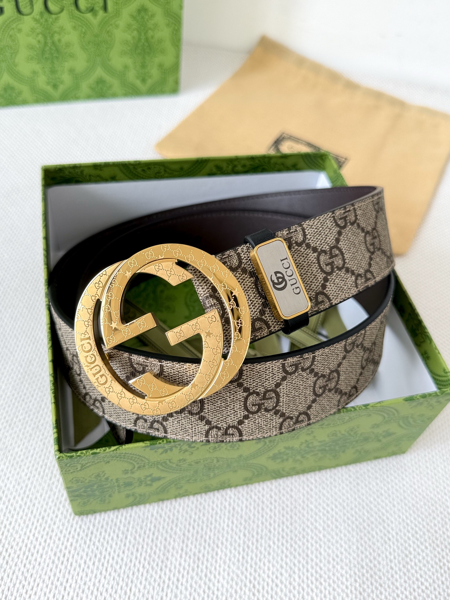 .Gu...cci· · ✈️· 🐂 24k 🌈 ➕ ✈️ 3.8cm Gucci Cintura