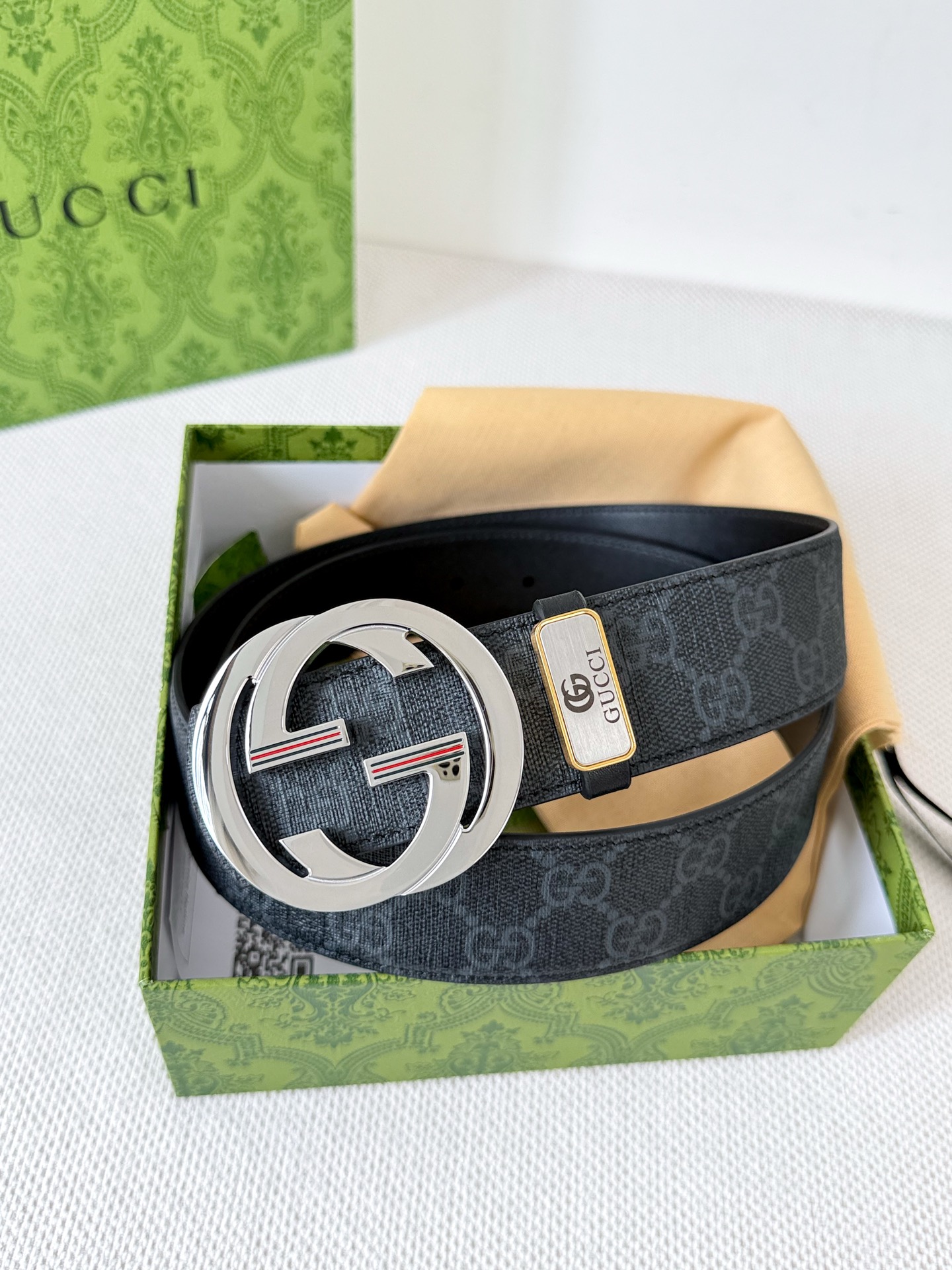 .Gu...cci· · ✈️· 🐂 24k 🌈 ➕ ✈️ 3.8cm Gucci Cintura