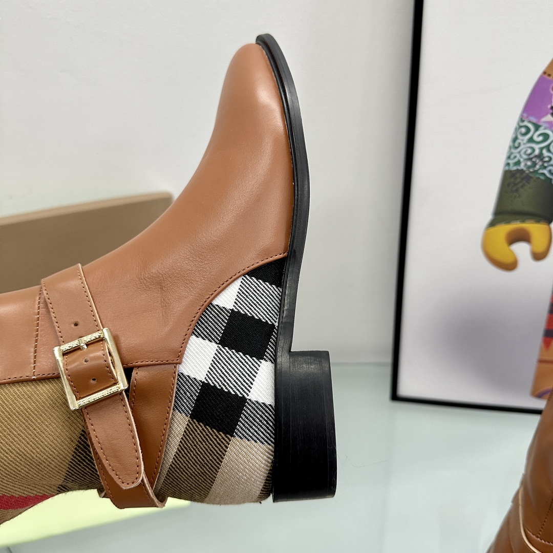 Burberry House Check Boots: Sizes 35-40, Premium Materials, Various Styles. - 图片 6