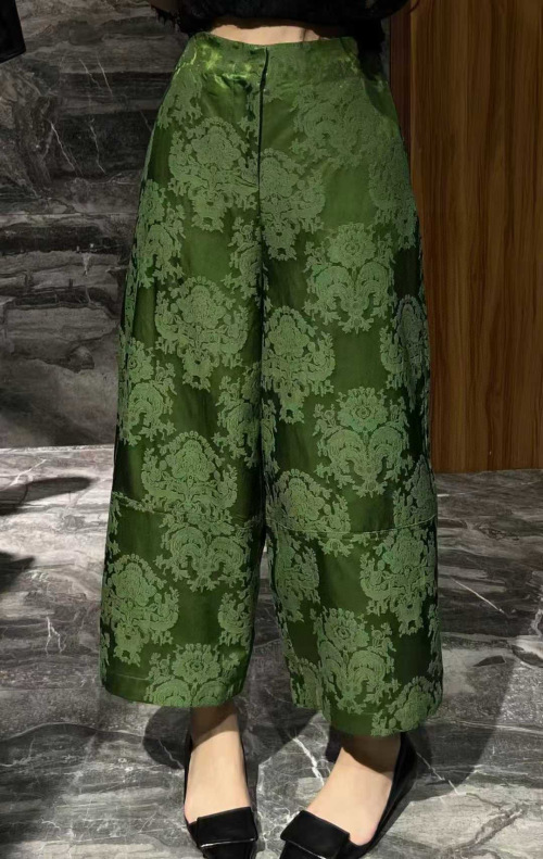 Elegant Women's Jacquard Wide Leg Cropped Pants - Silk Blend, High Waist 14 Elegant Women's Jacquard Wide Leg Cropped Pants - Silk Blend, High Waist