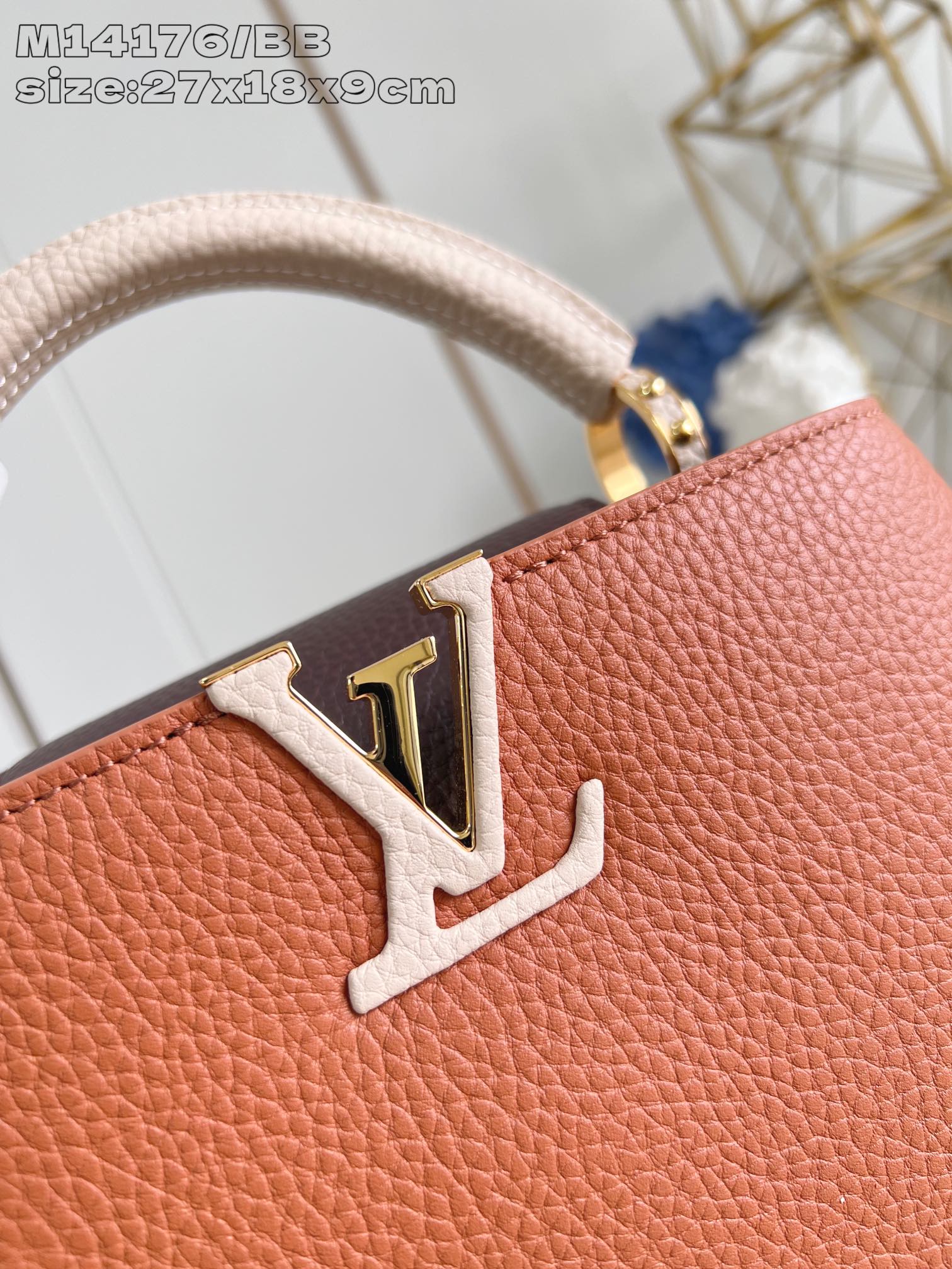Louis Vuitton Capucines 手袋lv,包 2