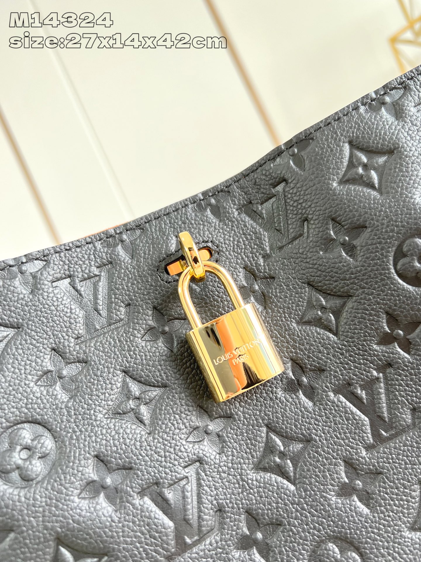 LV Promenade 手袋lv,包 2