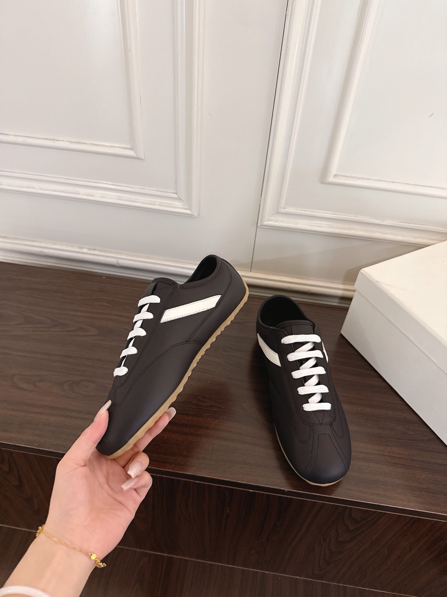 Designer Sneakers