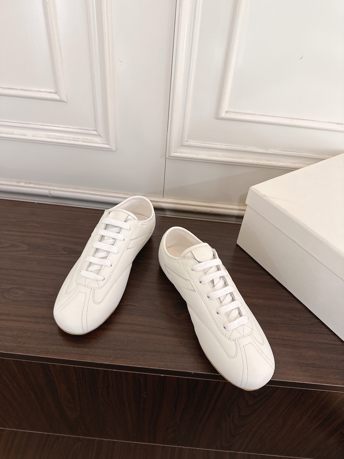 Designer Sneakers