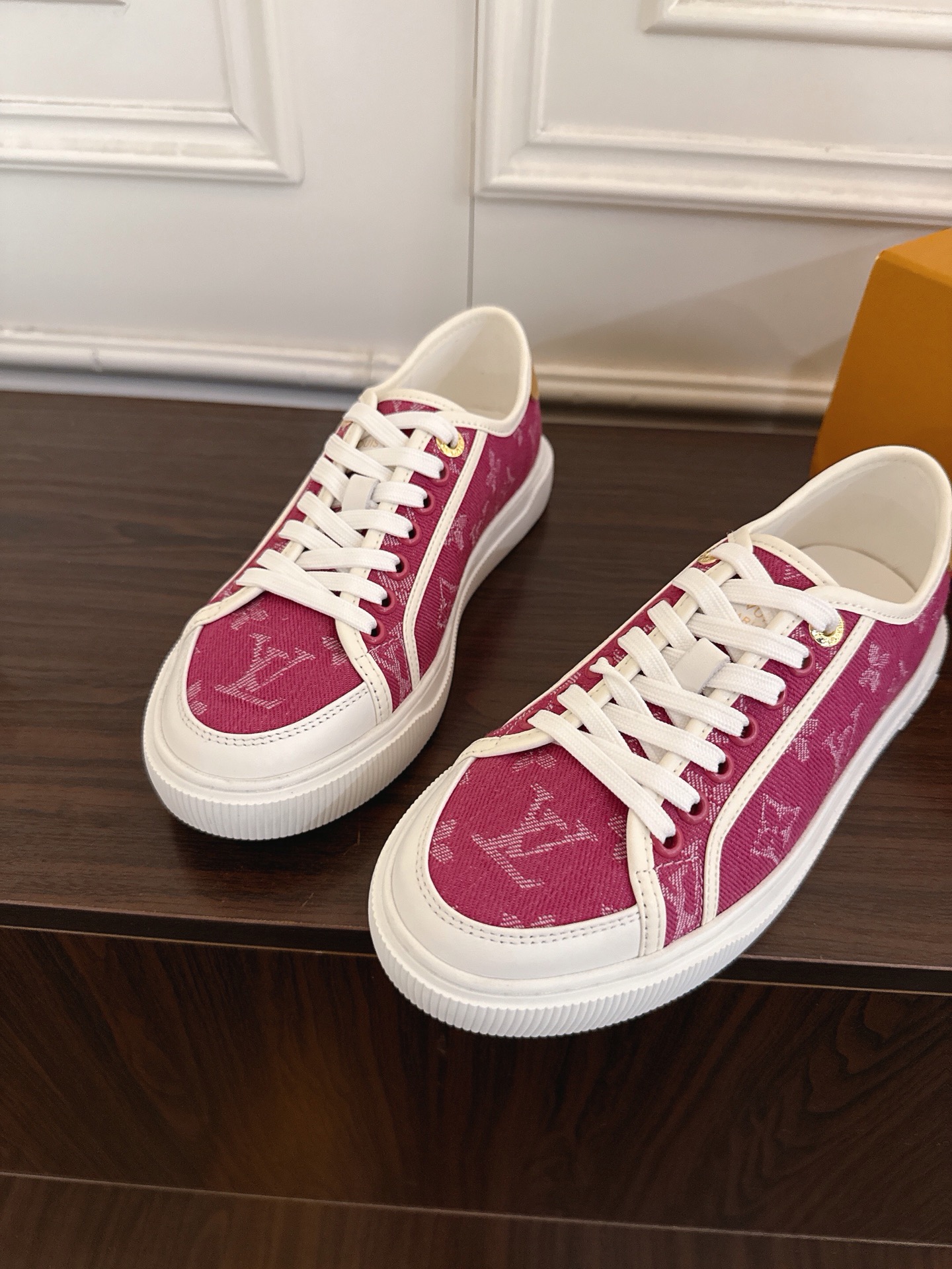 Louis Vuitton Sneakers