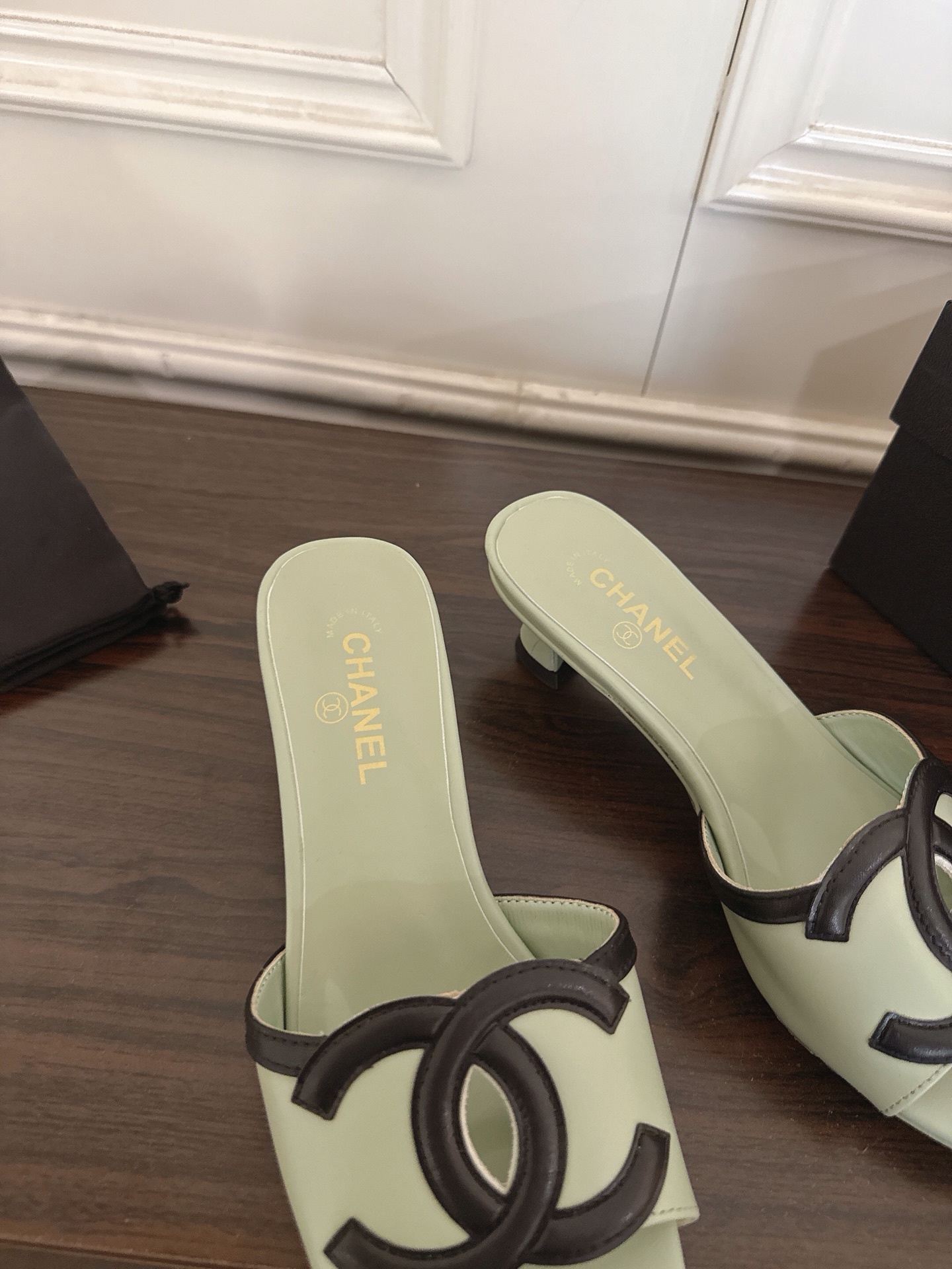 Chanel Slides