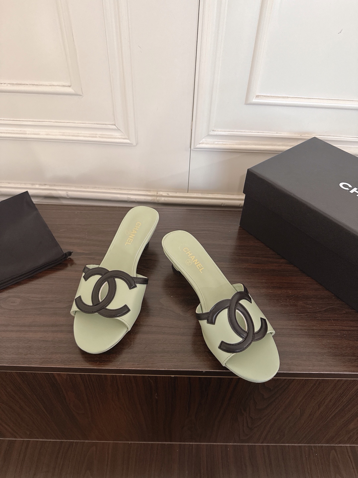 Chanel Slides