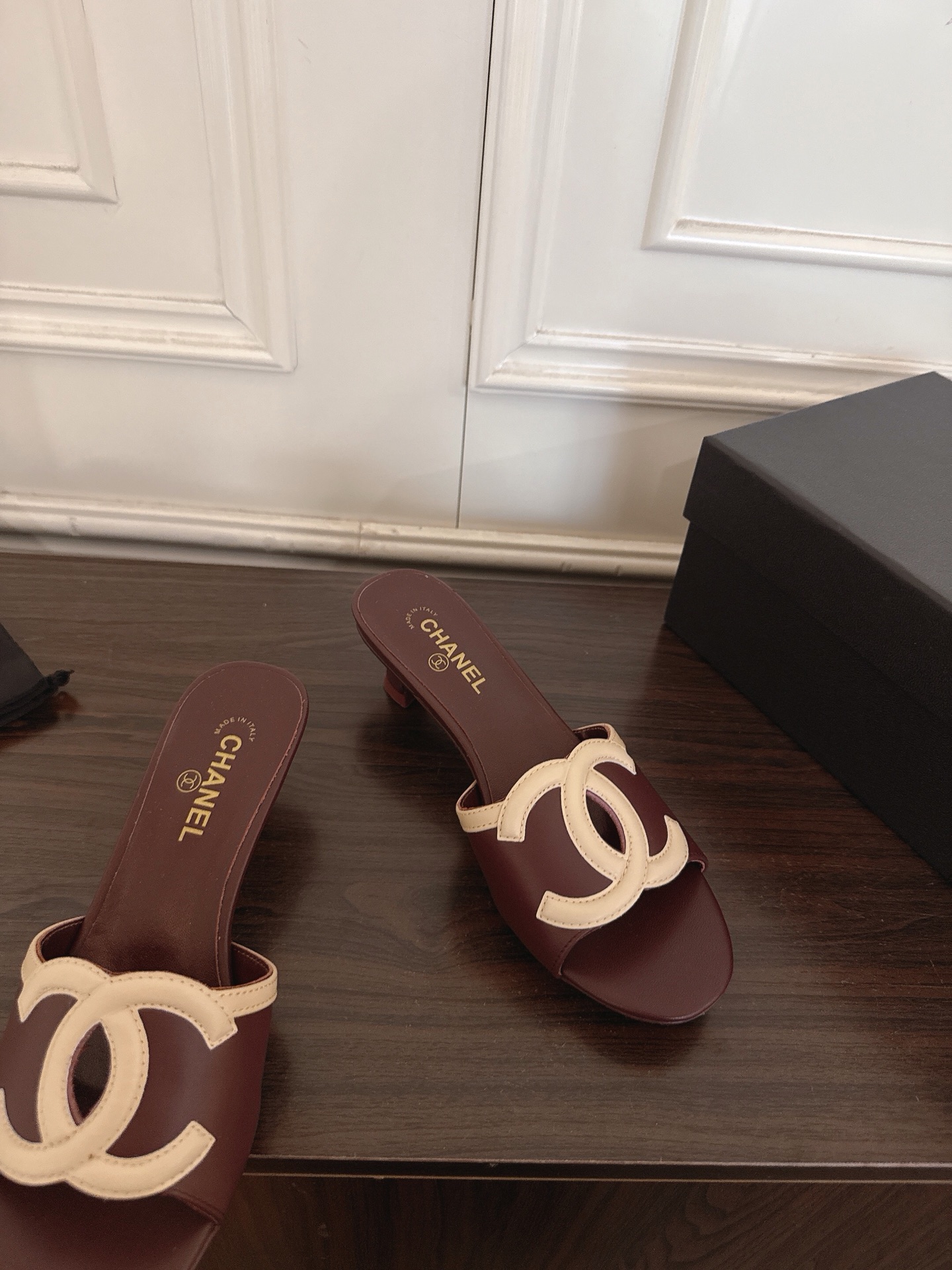 Chanel Slides