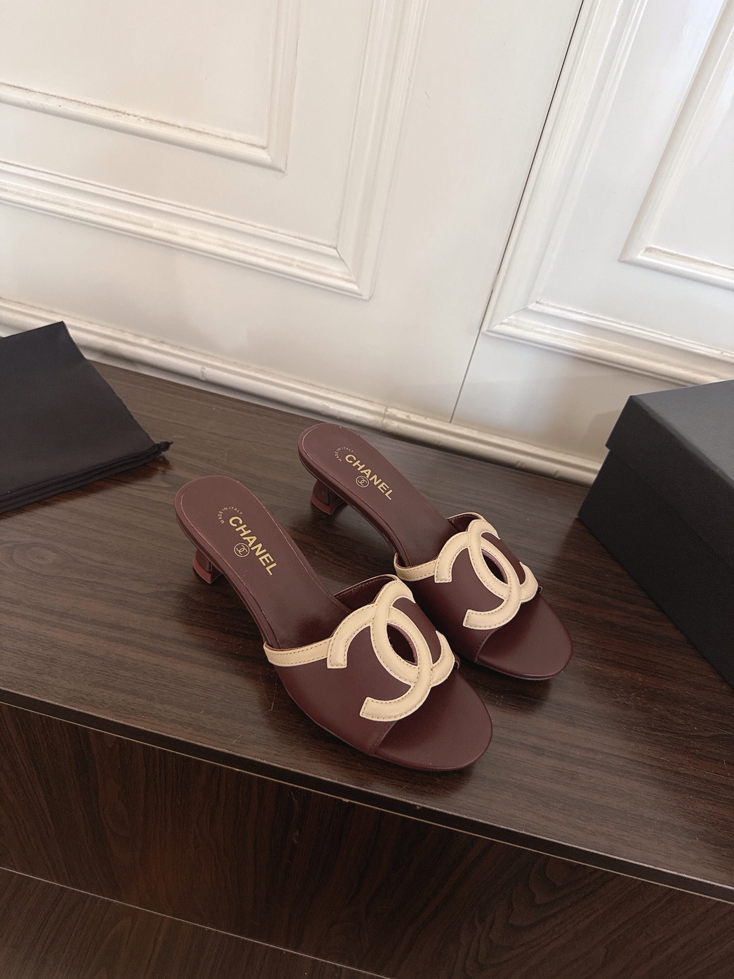 Chanel Slides
