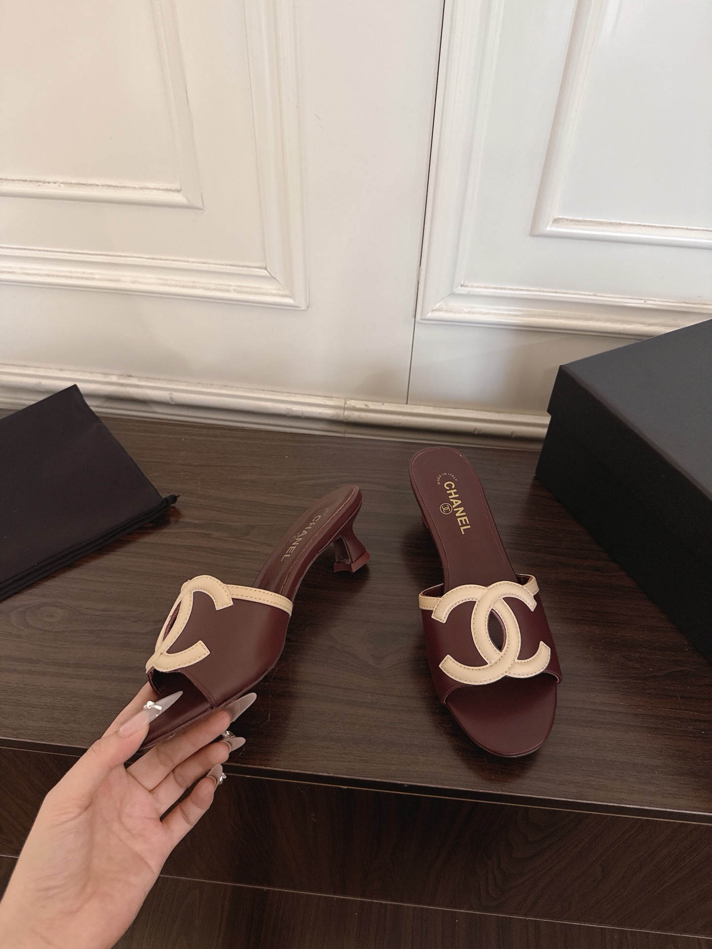 Chanel Slides