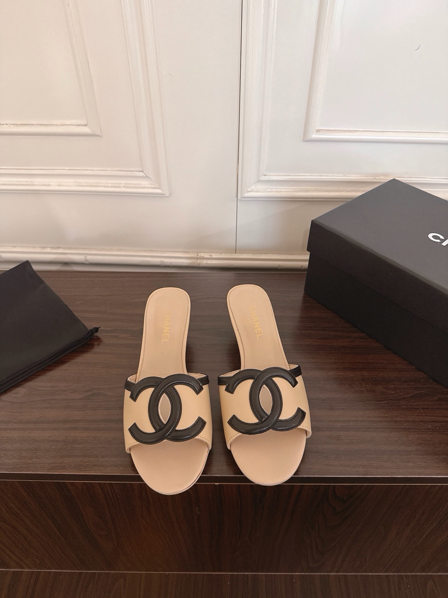 Chanel Slides