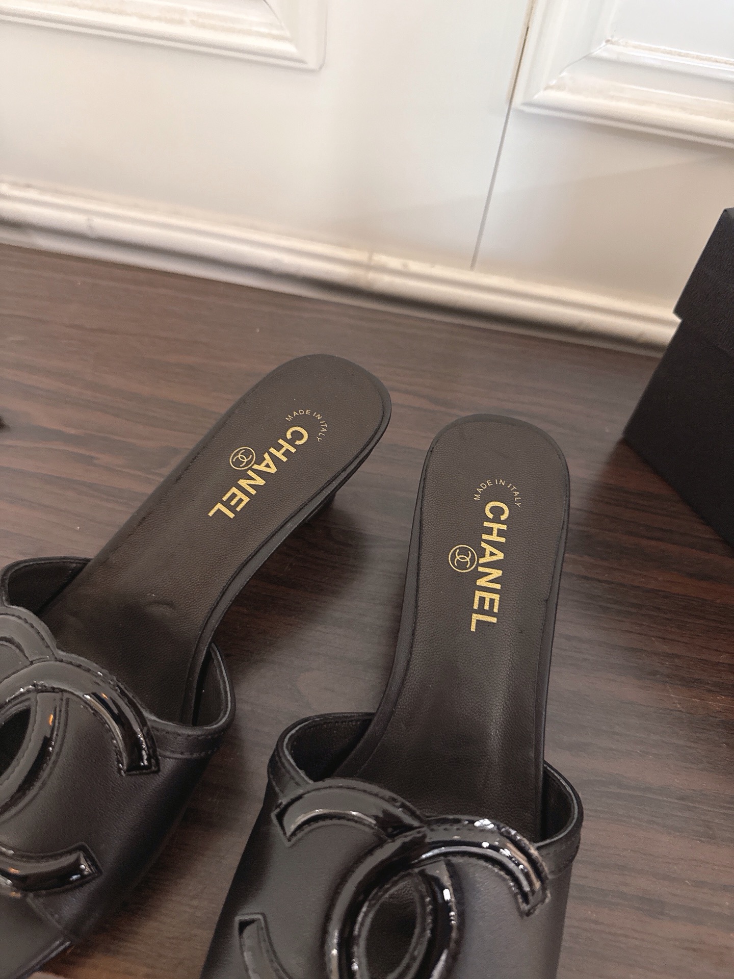 Chanel Slides