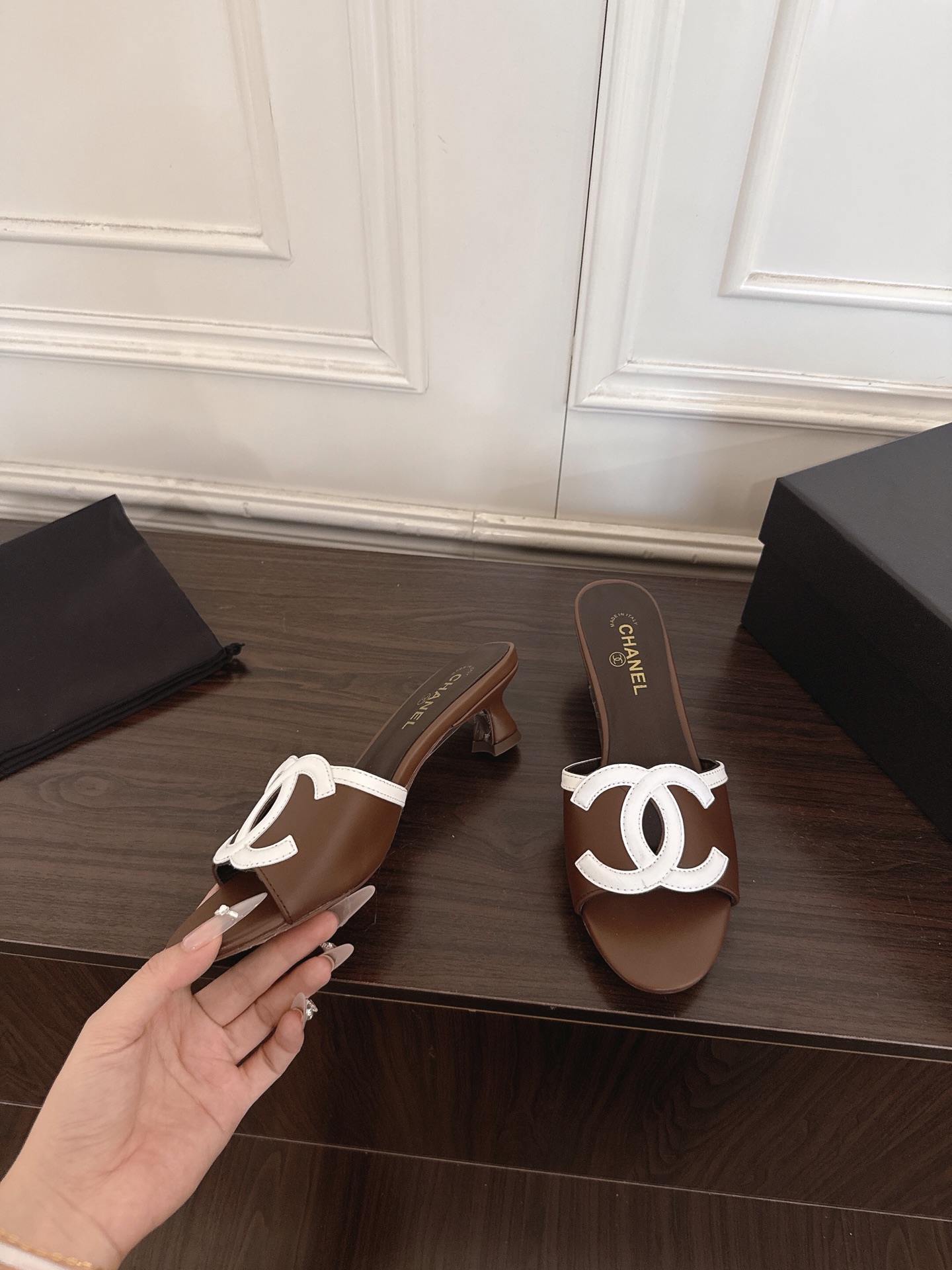 Chanel Slides
