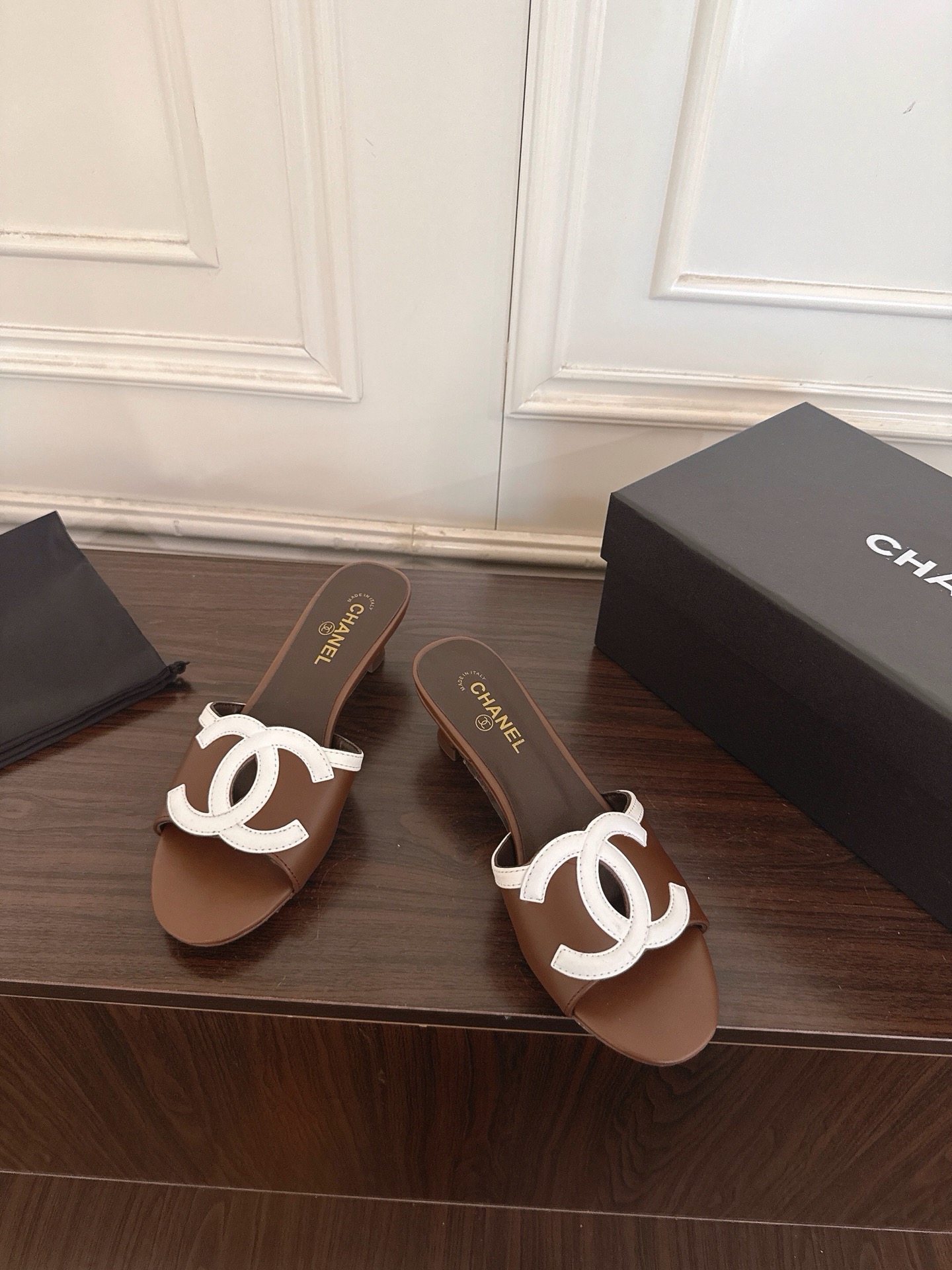 Chanel Slides