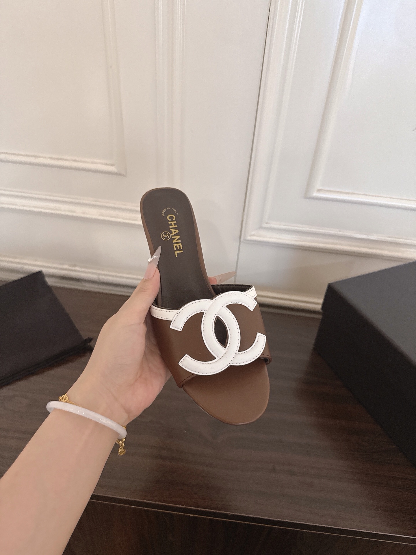 Chanel Slides